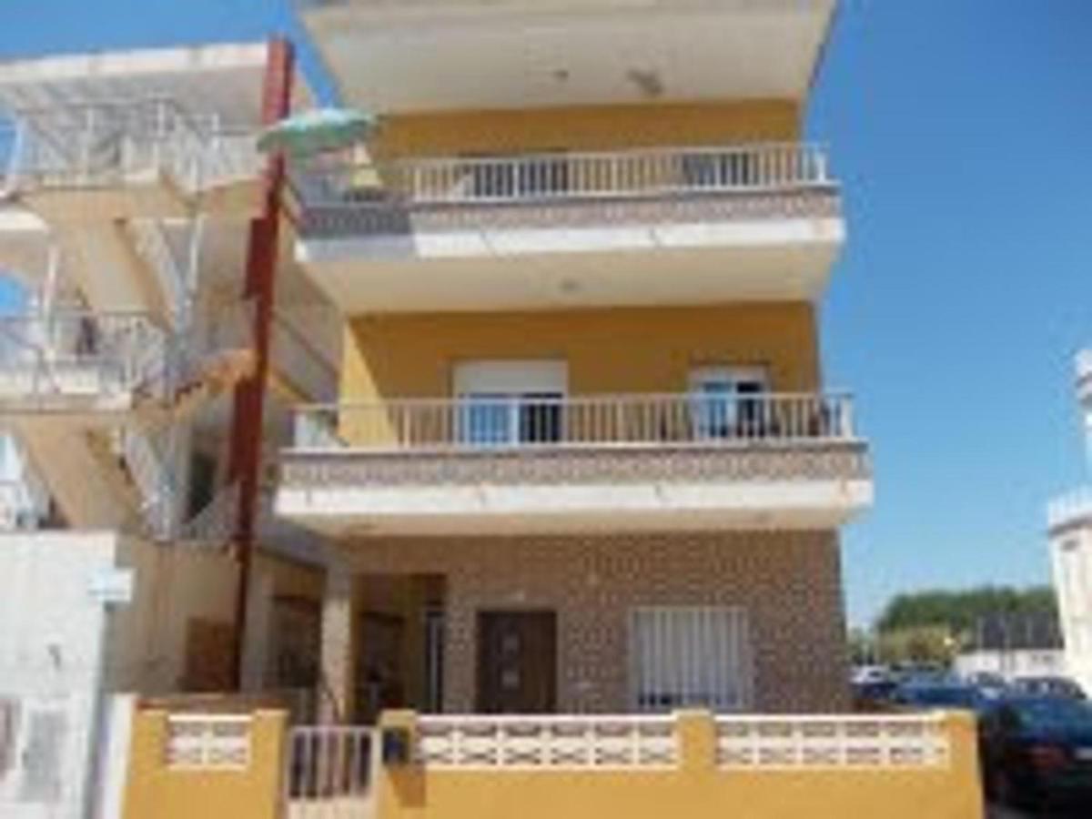 Piles - Apartment - Sleeps 7 - Parking - Seafront Esterno foto