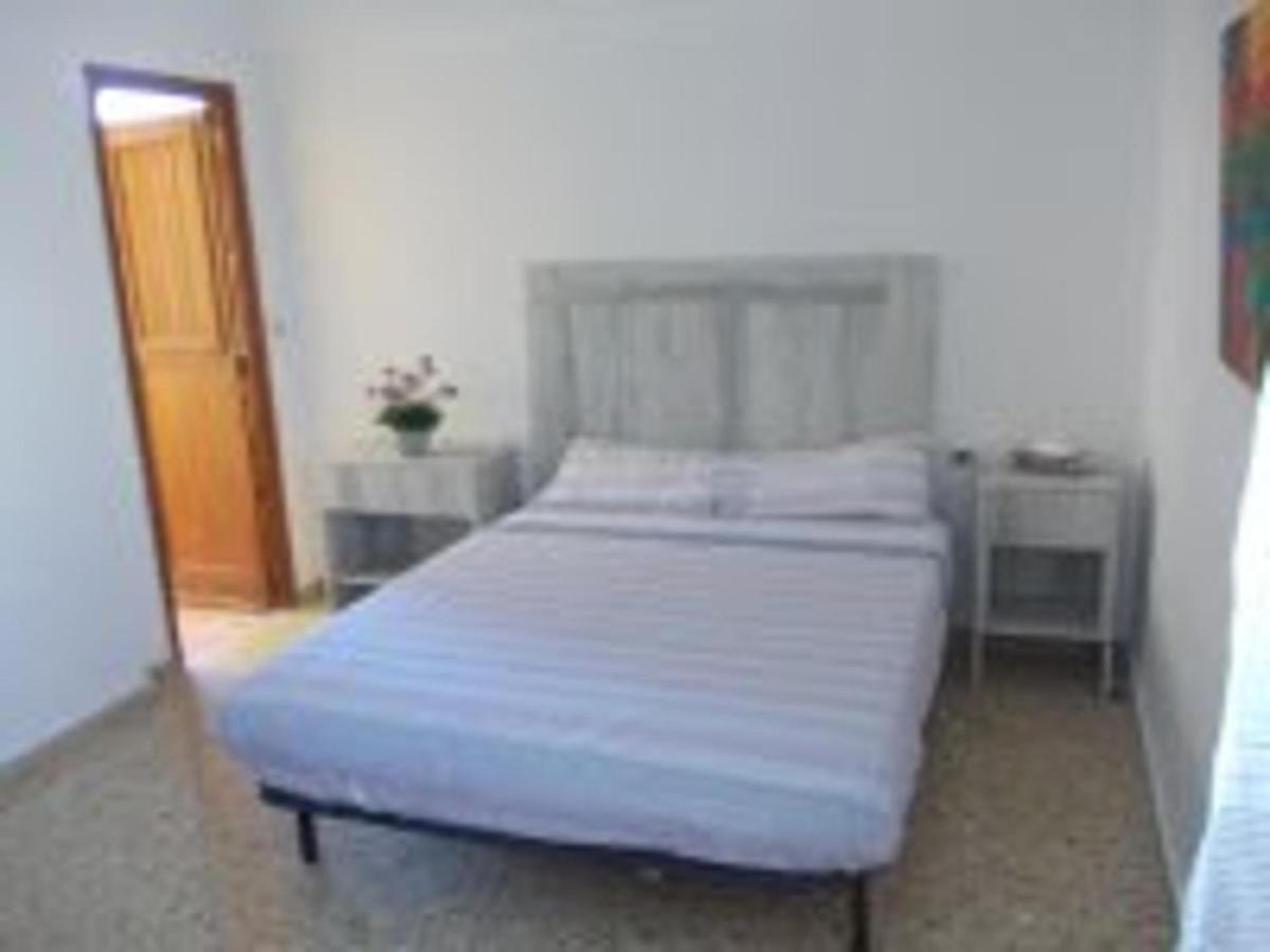 Piles - Apartment - Sleeps 7 - Parking - Seafront Esterno foto