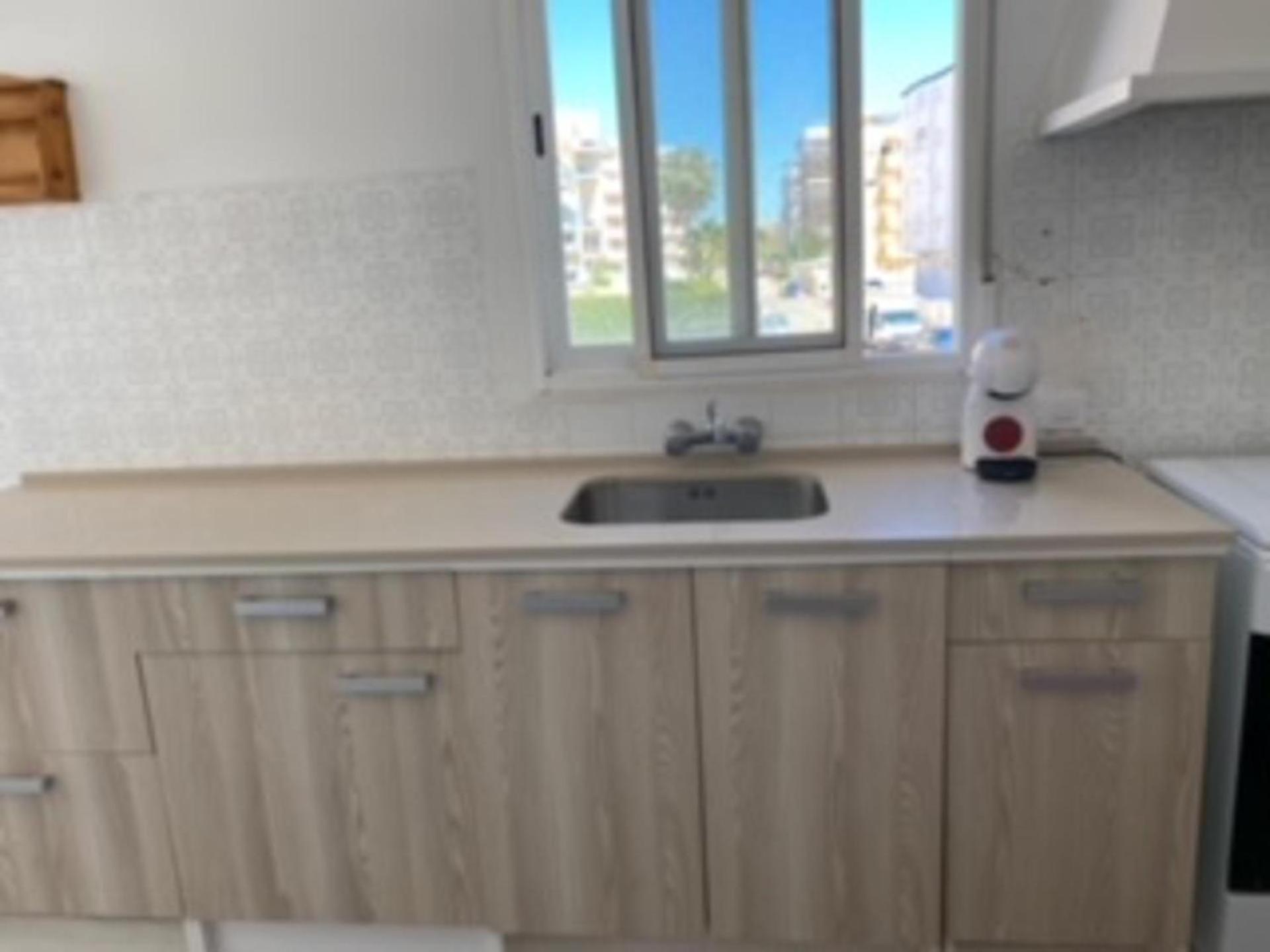 Piles - Apartment - Sleeps 7 - Parking - Seafront Esterno foto